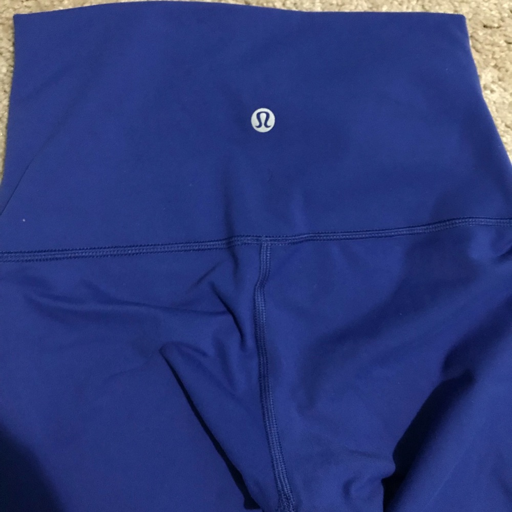 LULULEMON Wunder Under Worn once to try on!